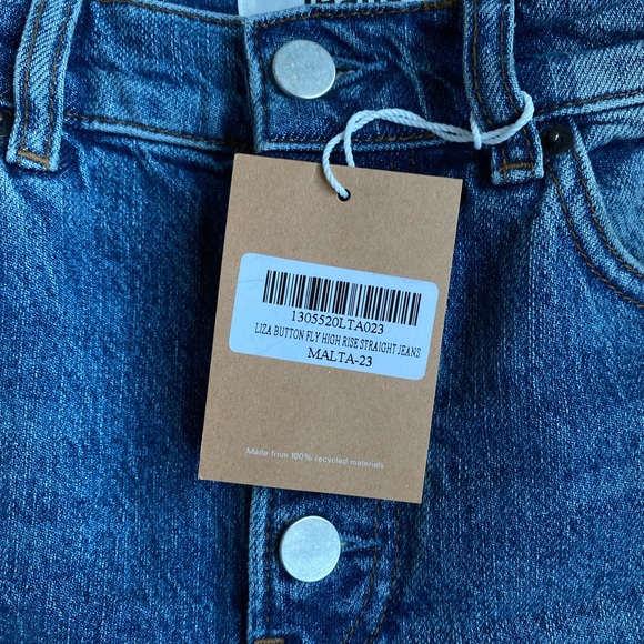 Liza Button Fly High Rise Straight Jeans. Size 23. NWT. - Picture 3 of 8